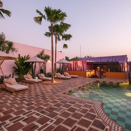 El Barrio Boutique Hotel & Bar Canggu Εξωτερικό φωτογραφία