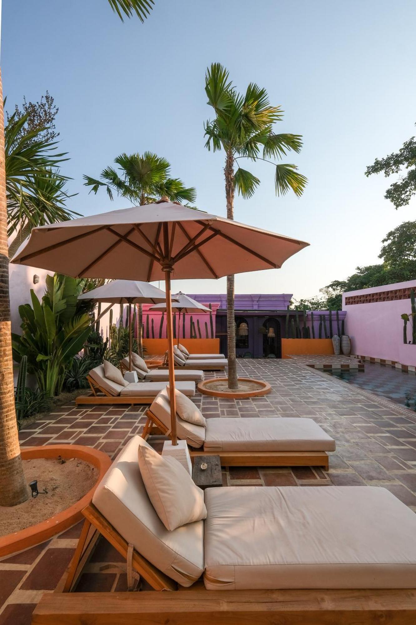 El Barrio Boutique Hotel & Bar Canggu Εξωτερικό φωτογραφία