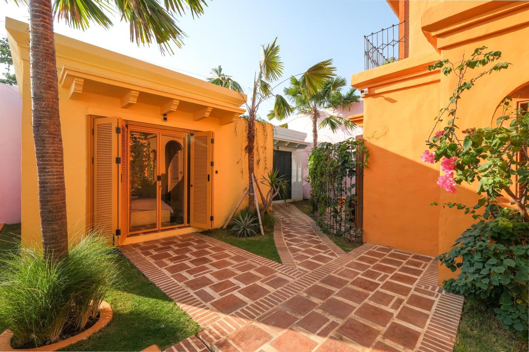El Barrio Boutique Hotel & Bar Canggu Εξωτερικό φωτογραφία