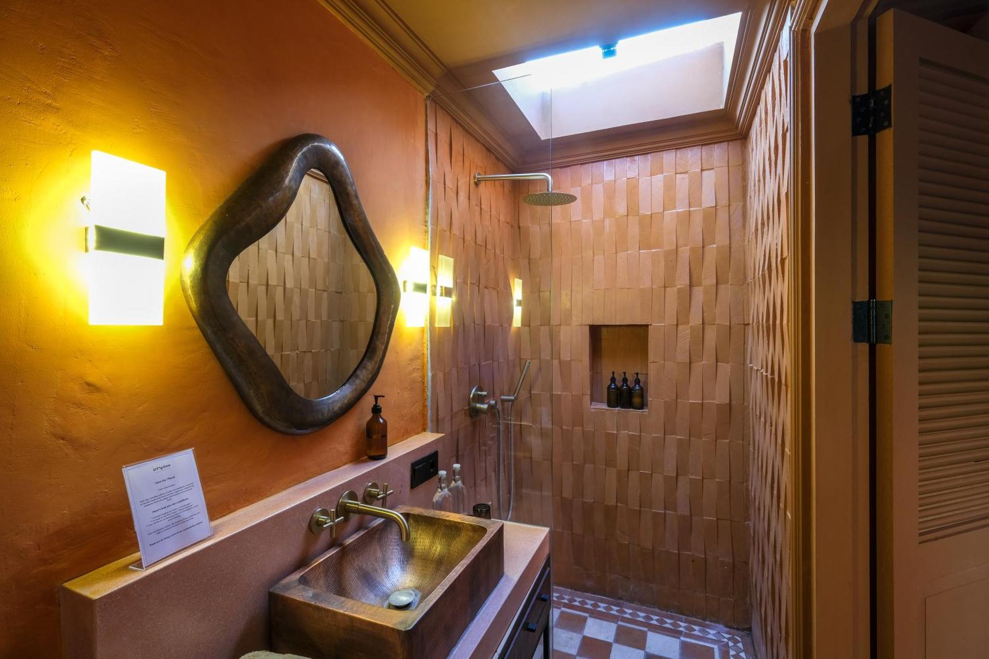 El Barrio Boutique Hotel & Bar Canggu Εξωτερικό φωτογραφία